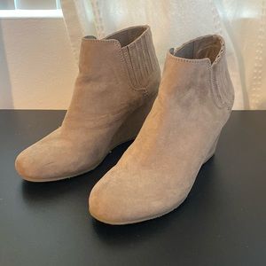 Tan boots